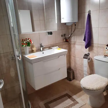 Beautiful Studio At Silver Springs Sunnybeach Апартамент